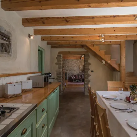Stunning In With Kitchen