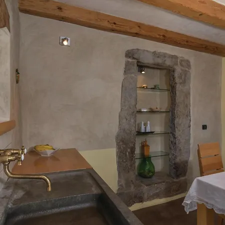 Holiday home Stunning Home In Groznjan With Kitchen Groznjan